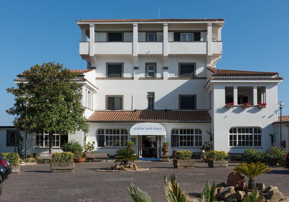 Mercure Civitavecchia Sunbay Park Hotel Exterior foto